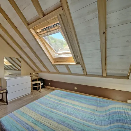 Semesterbostad La Nabias - Maison De Montagne *